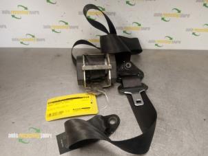 Used Front seatbelt, right Renault Kangoo Express (FW) 1.5 dCi 75 FAP Price € 40,00 Margin scheme offered by Autorecycling Joure B.V.