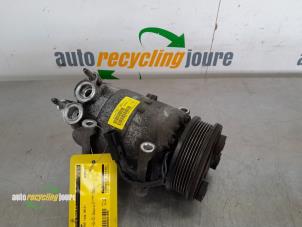 Used Air conditioning pump Ford Focus 3 Wagon 2.0 TDCi 16V 115 Price € 75,00 Margin scheme offered by Autorecycling Joure B.V.
