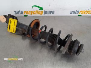 Used Front shock absorber rod, right Dacia Duster (HS) 1.5 dCi Price € 60,00 Margin scheme offered by Autorecycling Joure B.V.