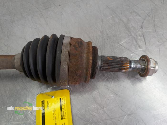 Front drive shaft, left from a Mitsubishi ASX 1.6 MIVEC 16V 2014