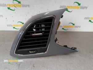 Used Dashboard vent Seat Leon (5FB) 1.4 TSI 16V Price € 20,00 Margin scheme offered by Autorecycling Joure B.V.