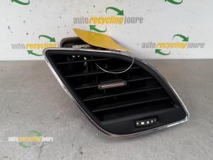 Used Dashboard vent Seat Leon (5FB) 1.4 TSI 16V Price € 20,00 Margin scheme offered by Autorecycling Joure B.V.