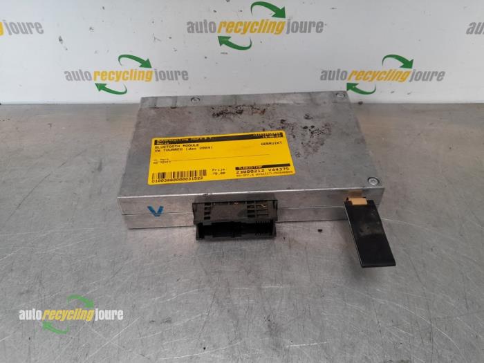 Begagnade Bluetooth-modul Volkswagen Touareg (7LA/7L6) 4.2 V8 40V Pris € 49,99 Marginaltabell erbjuds av Autorecycling Joure B.V.