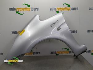 Used Front wing, left Citroen Xsara Picasso (CH) 1.8 16V Price € 60,00 Margin scheme offered by Autorecycling Joure B.V.