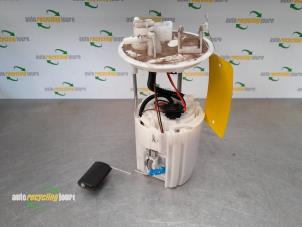Używane Elektryczna pompa paliwa Kia Picanto (JA) 1.0 12V Cena € 75,00 Procedura marży oferowane przez Autorecycling Joure B.V.