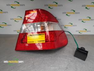 Used Taillight, right BMW 3 serie (E46/4) 320i 24V Price € 60,00 Margin scheme offered by Autorecycling Joure B.V.