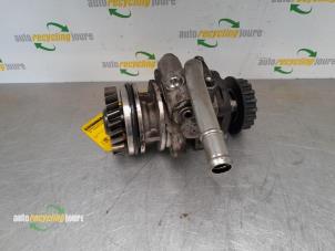 Used Mechanical fuel pump Volkswagen Transporter T5 2.5 TDi 4Motion Price € 125,00 Margin scheme offered by Autorecycling Joure B.V.