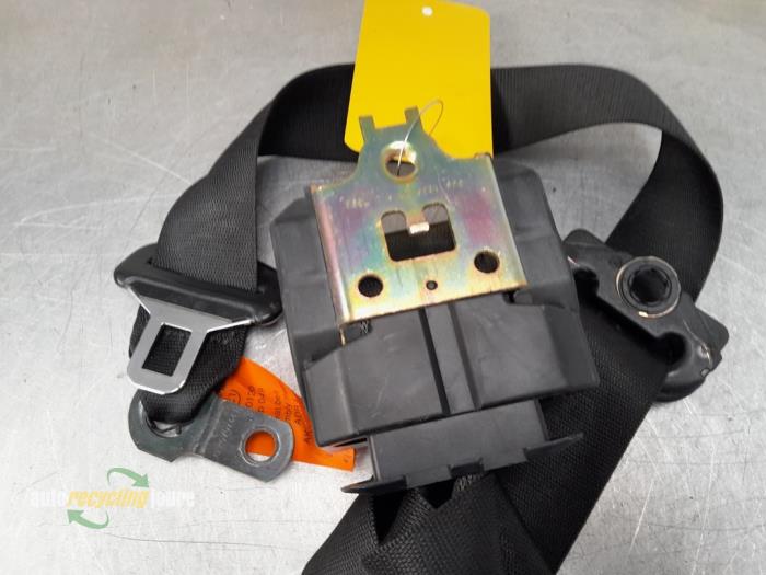 Front seatbelt, left from a BMW 5 serie (E39) 528i 24V 1996