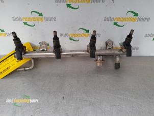 Used Fuel injector nozzle Mercedes B (W245,242) 1.5 B-150 16V Price € 40,00 Margin scheme offered by Autorecycling Joure B.V.