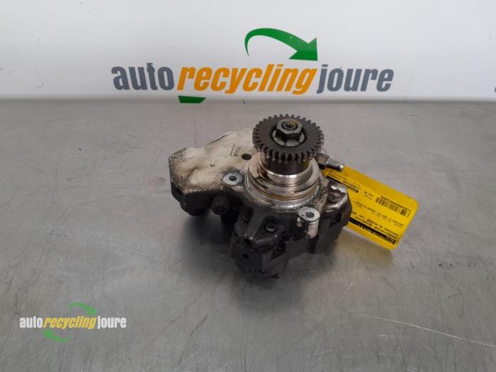 Gebrauchte Kraftstoffpumpe Mechanisch Mercedes ML II (164/4JG) 3.0 ML-320 CDI 4-Matic V6 24V Preis € 225,00 Margenregelung angeboten von Autorecycling Joure B.V.