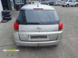 Used Towbar Opel Signum (F48) 3.0 CDTI V6 24V Price on request offered by Autorecycling Joure B.V.