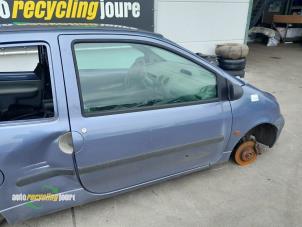 Used Door 2-door, right Renault Twingo (C06) 1.2 Price € 75,00 Margin scheme offered by Autorecycling Joure B.V.