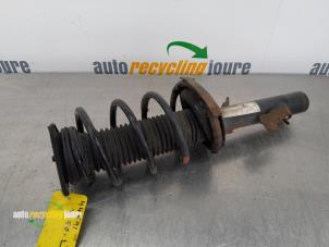 Used Fronts shock absorber, left Volvo V50 (MW) 1.8 16V Price € 45,00 Margin scheme offered by Autorecycling Joure B.V.