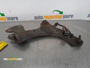 Used Front wishbone, right Ford Mondeo IV 2.3 16V Price € 25,00 Margin scheme offered by Autorecycling Joure B.V.