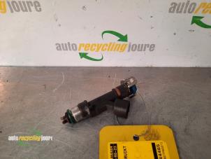 Usagé Injecteur (injection essence) Ford Mondeo IV 2.3 16V Prix € 20,00 Règlement à la marge proposé par Autorecycling Joure B.V.