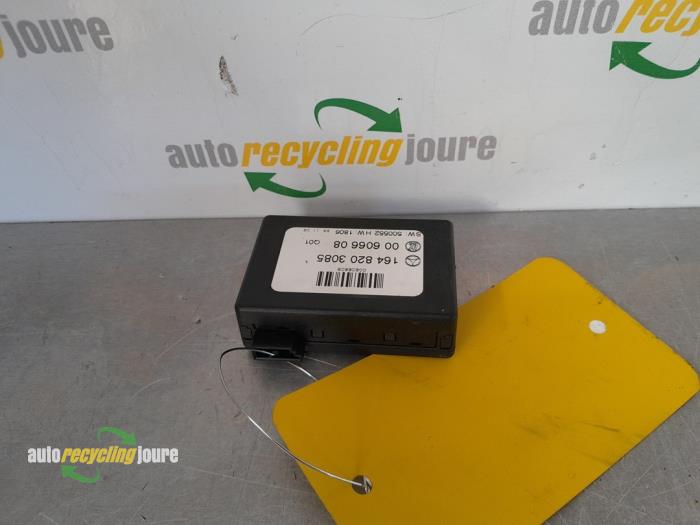 Begagnade Regnsensor Mercedes ML II (164/4JG) 3.0 ML-320 CDI 4-Matic V6 24V Pris € 34,99 Marginaltabell erbjuds av Autorecycling Joure B.V.