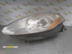 Used Headlight, left Fiat Bravo (198A) 1.9 JTD Multijet Price € 65,00 Margin scheme offered by Autorecycling Joure B.V.