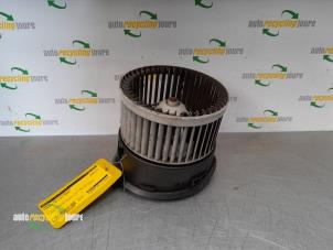Used Heating and ventilation fan motor Citroen C6 (TD) 2.7 HDiF V6 24V Price € 50,00 Margin scheme offered by Autorecycling Joure B.V.