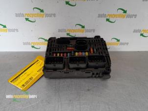 Used Fuse box Citroen C6 (TD) 2.7 HDiF V6 24V Price € 275,00 Margin scheme offered by Autorecycling Joure B.V.