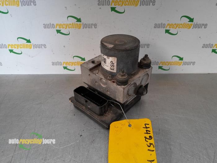 Begagnade ABS-pump Fiat Grande Punto (199) 1.3 JTD Multijet 16V 85 Actual Pris € 29,99 Marginaltabell erbjuds av Autorecycling Joure B.V.