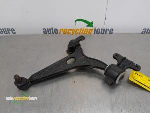 Used Front wishbone, left Citroen Jumpy (G9) 1.6 HDI 16V Price € 35,00 Margin scheme offered by Autorecycling Joure B.V.