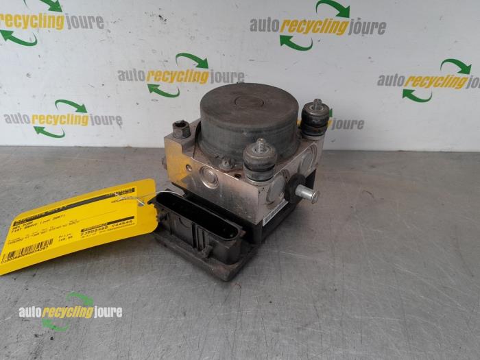 Used ABS pump Fiat Bravo (198A) 1.4 16V Price € 49,99 Margin scheme offered by Autorecycling Joure B.V.