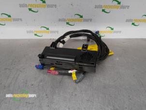 Used Antenna Amplifier Citroen C4 Grand Picasso (UA) 1.6 16V THP 155 Price € 24,99 Margin scheme offered by Autorecycling Joure B.V.