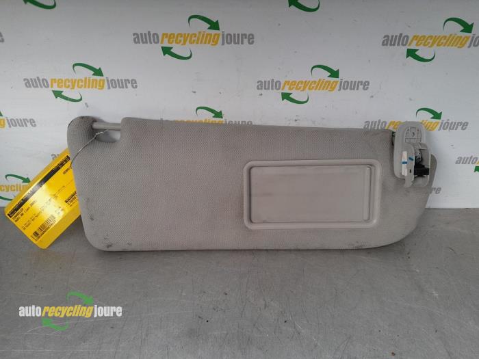 Sun visor car
