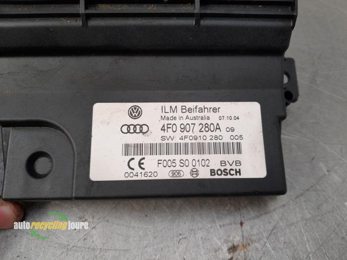 Steuergerät Body Control van een Audi A6 (C6) 2.4 V6 24V 2005