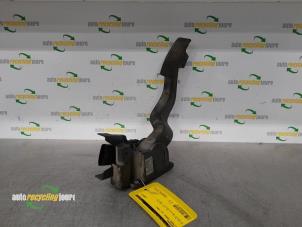 Used Accelerator pedal Citroen Jumper (U9) 2.2 HDi 120 Euro 4 Price € 42,34 Inclusive VAT offered by Autorecycling Joure B.V.