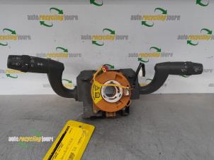 Used Steering column stalk Citroen Jumper (U9) 2.2 HDi 120 Euro 4 Price € 90,75 Inclusive VAT offered by Autorecycling Joure B.V.