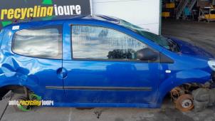 Used Door 2-door, right Renault Twingo II (CN) 1.2 Price € 125,00 Margin scheme offered by Autorecycling Joure B.V.