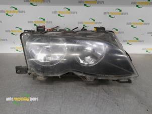 Used Headlight, right BMW 3 serie (E46/4) 323i 24V Price € 39,99 Margin scheme offered by Autorecycling Joure B.V.