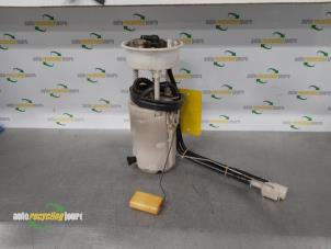 Used Electric fuel pump Mercedes ML I (163) 320 3.2 V6 18V Autom. Price € 74,99 Margin scheme offered by Autorecycling Joure B.V.