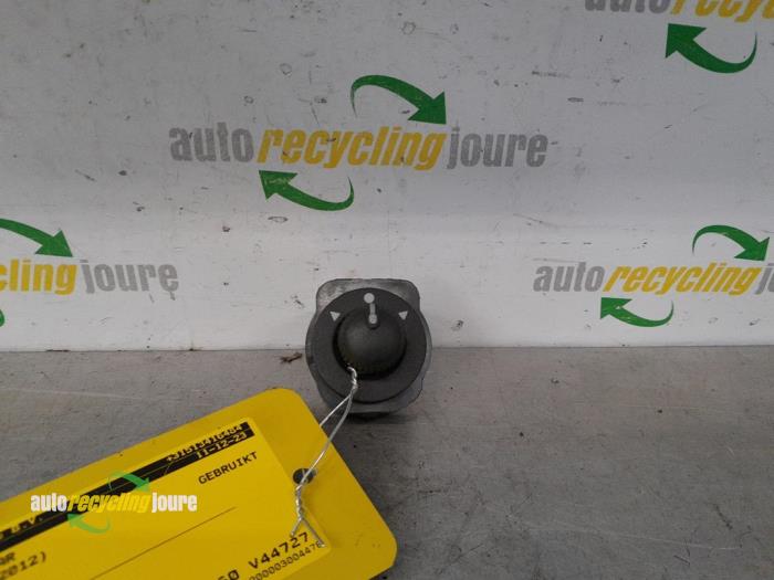Używane Przelacznik lusterka Fiat Panda (312) 0.9 TwinAir Turbo 85 Cena € 25,00 Procedura marży oferowane przez Autorecycling Joure B.V.