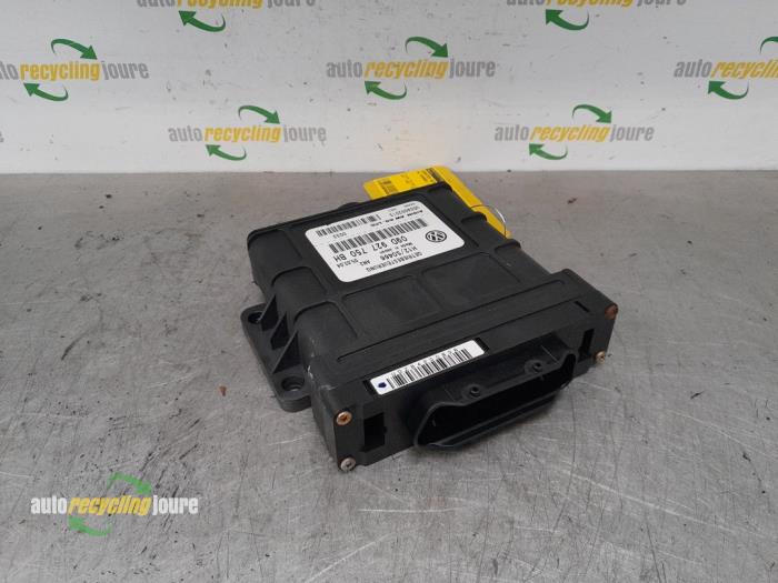 Used Automatic gearbox computer Volkswagen Touareg (7LA/7L6) 5.0 TDI V10 Price € 74,99 Margin scheme offered by Autorecycling Joure B.V.
