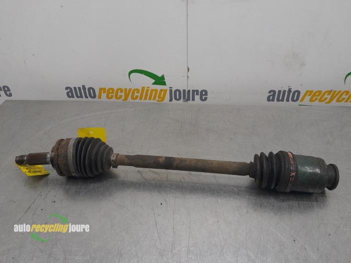 Gebrauchte Antriebswelle links vorne Subaru Forester (SF) 2.0 16V Preis € 49,99 Margenregelung angeboten von Autorecycling Joure B.V.