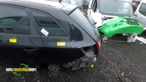 Usados Panel lateral izquierda detrás Seat Ibiza ST (6J8) 1.2 TDI Ecomotive Precio de solicitud ofrecido por Autorecycling Joure B.V.