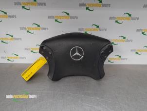 Usados Airbag izquierda (volante) Mercedes C Combi (S203) 2.2 C-220 CDI 16V Precio € 49,99 Norma de margen ofrecido por Autorecycling Joure B.V.