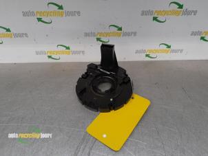 Used Steering angle sensor Mercedes C Combi (S203) 2.2 C-220 CDI 16V Price € 69,99 Margin scheme offered by Autorecycling Joure B.V.