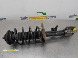 Used Front shock absorber rod, left Peugeot 308 (4A/C) 1.6 HDi 16V FAP Price € 39,99 Margin scheme offered by Autorecycling Joure B.V.