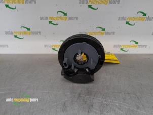 Used Airbag clock spring Mercedes A (W168) 1.9 A-190 Price € 29,99 Margin scheme offered by Autorecycling Joure B.V.
