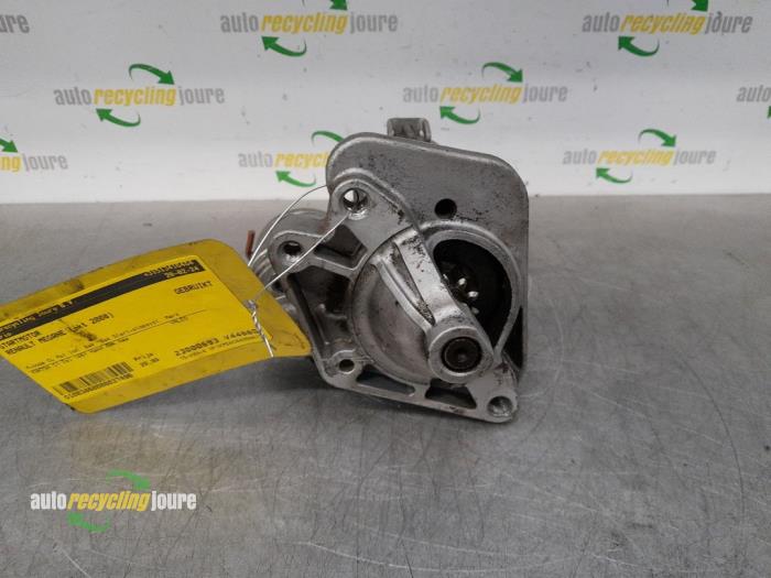 Starter from a Renault Megane II Grandtour (KM) 1.5 dCi 105 FAP 2008