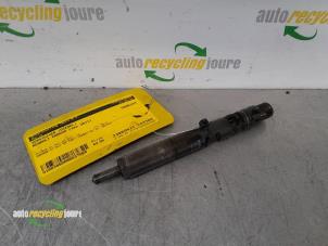 Usagé Injecteurs Renault Kangoo Express (FW) 1.5 dCi 75 Prix € 69,99 Règlement à la marge proposé par Autorecycling Joure B.V.