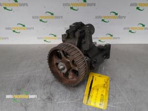 Used Mechanical fuel pump Renault Kangoo Express (FW) 1.5 dCi 75 Price € 199,99 Margin scheme offered by Autorecycling Joure B.V.