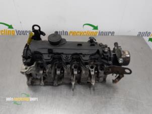 Used Cylinder head Renault Kangoo Express (FW) 1.5 dCi 75 Price € 200,00 Margin scheme offered by Autorecycling Joure B.V.