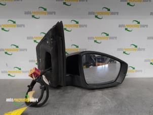Used Wing mirror, right Volkswagen Polo V (6R) 1.4 16V Price € 49,99 Margin scheme offered by Autorecycling Joure B.V.