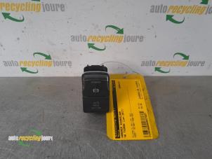 Used Parking brake switch Volkswagen Touran (5T1) 1.4 TSI Price € 29,99 Margin scheme offered by Autorecycling Joure B.V.