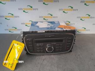 Używane Radio Ford Focus 2 Wagon 1.8 TDCi 16V Cena € 59,99 Procedura marży oferowane przez Autorecycling Joure B.V.