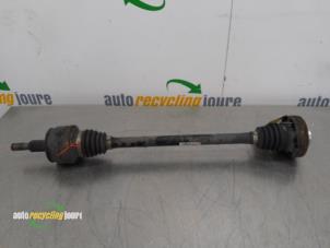 Used Drive shaft, rear right Volkswagen Touareg (7LA/7L6) 2.5 TDI R5 Price € 49,99 Margin scheme offered by Autorecycling Joure B.V.